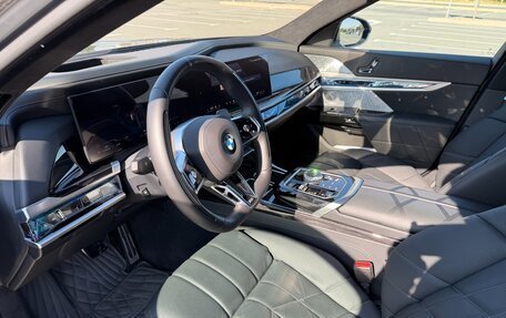 BMW 7 серия, 2024 год, 14 000 000 рублей, 9 фотография