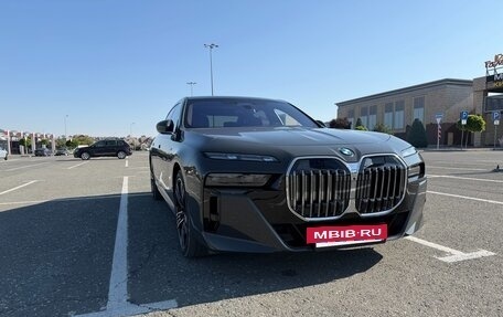 BMW 7 серия, 2024 год, 14 000 000 рублей, 7 фотография
