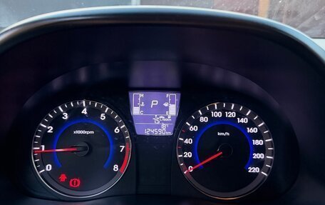 Hyundai Solaris II рестайлинг, 2015 год, 1 050 000 рублей, 11 фотография