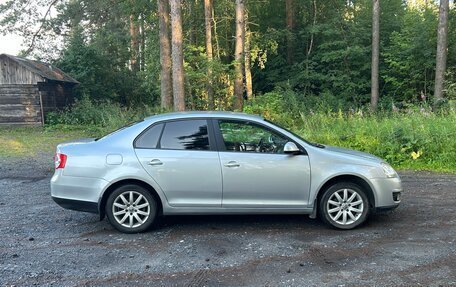 Volkswagen Jetta VI, 2008 год, 620 000 рублей, 3 фотография