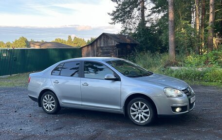 Volkswagen Jetta VI, 2008 год, 620 000 рублей, 2 фотография