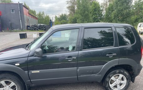 Chevrolet Niva I рестайлинг, 2016 год, 450 000 рублей, 4 фотография