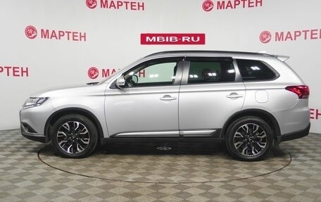 Mitsubishi Outlander III рестайлинг 3, 2021 год, 2 700 000 рублей, 8 фотография