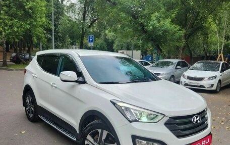 Hyundai Santa Fe III рестайлинг, 2013 год, 1 599 000 рублей, 2 фотография