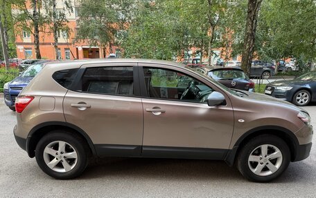 Nissan Qashqai, 2010 год, 850 000 рублей, 3 фотография