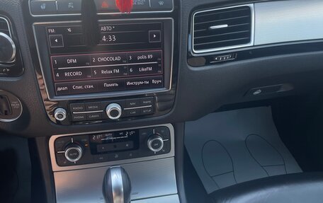 Volkswagen Touareg III, 2017 год, 3 180 000 рублей, 8 фотография
