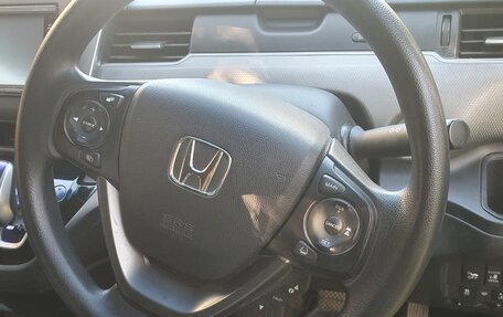 Honda Freed II, 2017 год, 1 325 000 рублей, 6 фотография