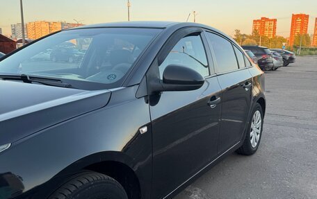Chevrolet Cruze II, 2009 год, 540 000 рублей, 2 фотография
