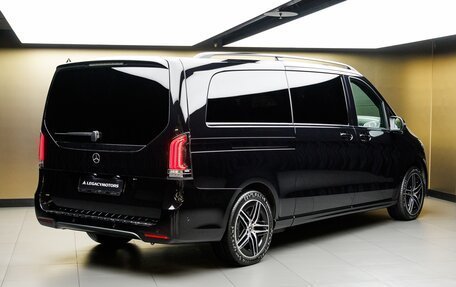 Mercedes-Benz V-Класс, 2024 год, 12 820 000 рублей, 7 фотография