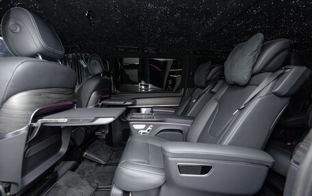 Mercedes-Benz V-Класс, 2024 год, 12 820 000 рублей, 26 фотография