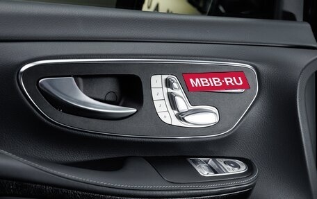 Mercedes-Benz V-Класс, 2024 год, 12 820 000 рублей, 21 фотография