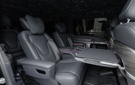 Mercedes-Benz V-Класс, 2024 год, 12 820 000 рублей, 32 фотография