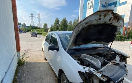 Renault Logan II, 2016 год, 150 000 рублей, 3 фотография