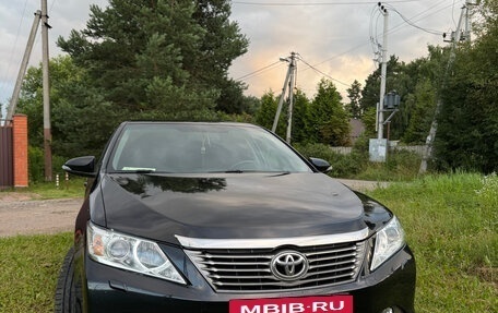 Toyota Camry, 2014 год, 1 800 000 рублей, 2 фотография