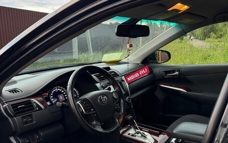 Toyota Camry, 2014 год, 1 800 000 рублей, 9 фотография