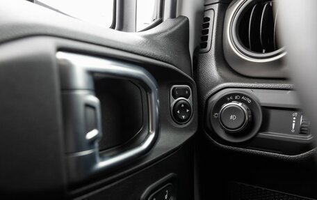 Jeep Wrangler, 2023 год, 7 490 000 рублей, 17 фотография