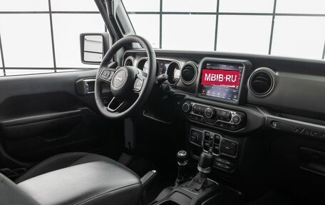 Jeep Wrangler, 2023 год, 7 490 000 рублей, 11 фотография