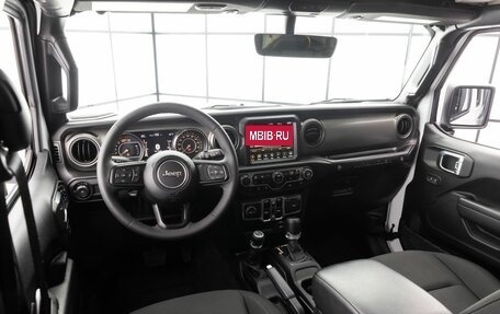 Jeep Wrangler, 2023 год, 7 490 000 рублей, 10 фотография