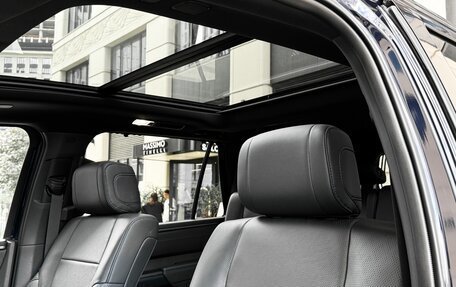 Toyota Sequoia, 2025 год, 14 290 000 рублей, 27 фотография