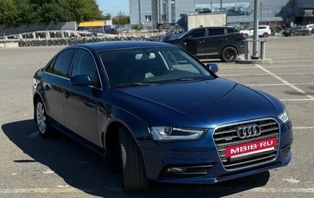 Audi A4, 2014 год, 1 150 000 рублей, 4 фотография