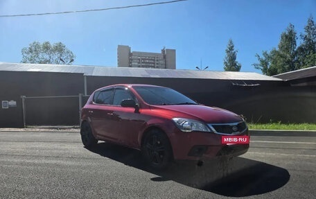 KIA cee'd I рестайлинг, 2010 год, 600 000 рублей, 3 фотография