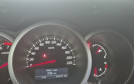 Suzuki Grand Vitara, 2011 год, 1 050 000 рублей, 14 фотография