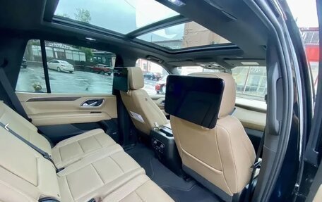 Chevrolet Tahoe IV, 2022 год, 7 600 000 рублей, 3 фотография