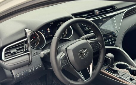 Toyota Camry, 2020 год, 2 950 000 рублей, 8 фотография