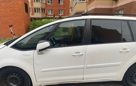 Citroen C4 Picasso II рестайлинг, 2011 год, 680 000 рублей, 5 фотография