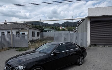 Mercedes-Benz E-Класс, 2016 год, 2 250 000 рублей, 2 фотография