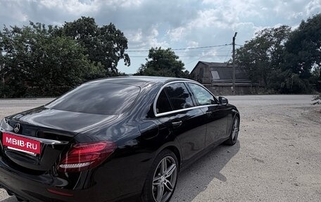 Mercedes-Benz E-Класс, 2016 год, 2 250 000 рублей, 5 фотография