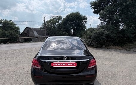 Mercedes-Benz E-Класс, 2016 год, 2 250 000 рублей, 4 фотография