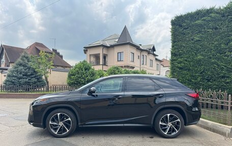 Lexus RX IV рестайлинг, 2017 год, 3 800 000 рублей, 2 фотография