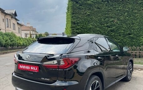Lexus RX IV рестайлинг, 2017 год, 3 800 000 рублей, 4 фотография