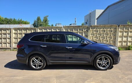 Hyundai Santa Fe III рестайлинг, 2017 год, 2 100 000 рублей, 7 фотография