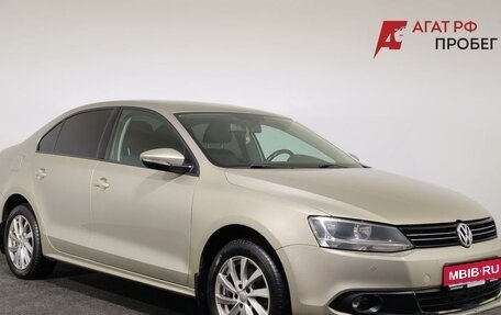 Volkswagen Jetta VI, 2012 год, 930 000 рублей, 3 фотография