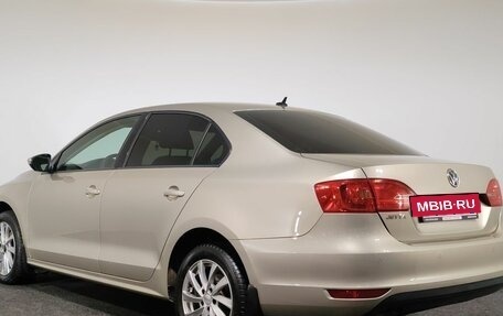 Volkswagen Jetta VI, 2012 год, 930 000 рублей, 7 фотография