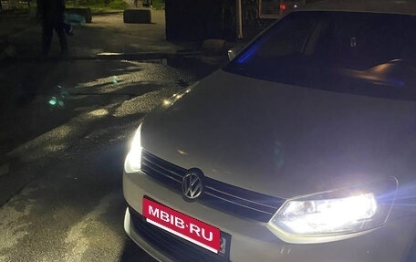 Volkswagen Polo VI (EU Market), 2013 год, 570 000 рублей, 1 фотография