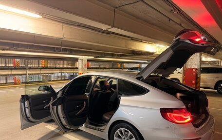 BMW 3 серия, 2019 год, 2 300 000 рублей, 2 фотография