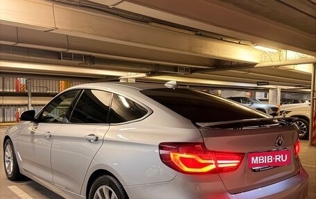 BMW 3 серия, 2019 год, 2 300 000 рублей, 11 фотография