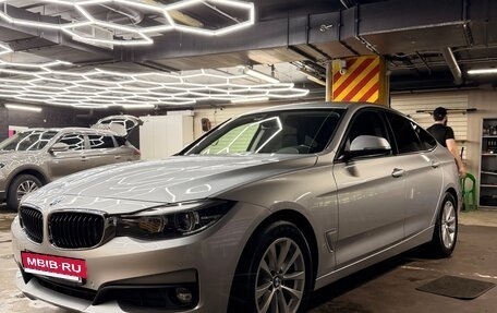 BMW 3 серия, 2019 год, 2 300 000 рублей, 12 фотография