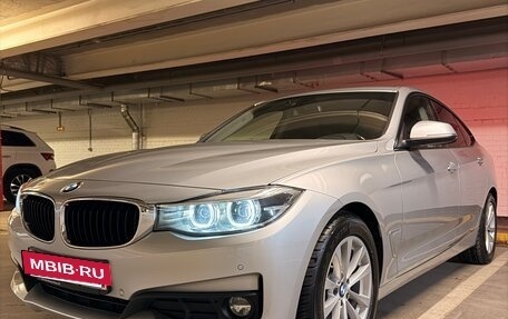 BMW 3 серия, 2019 год, 2 300 000 рублей, 14 фотография