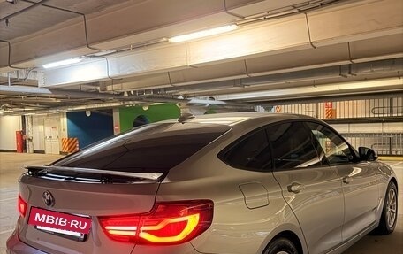 BMW 3 серия, 2019 год, 2 300 000 рублей, 16 фотография