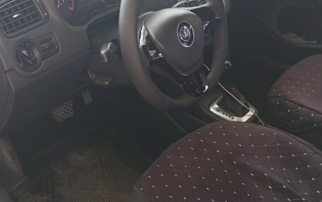 Volkswagen Polo VI (EU Market), 2018 год, 925 000 рублей, 5 фотография
