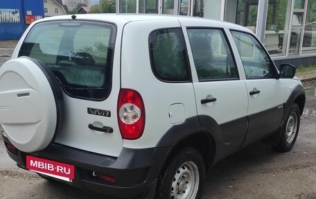 Chevrolet Niva I рестайлинг, 2016 год, 620 000 рублей, 4 фотография