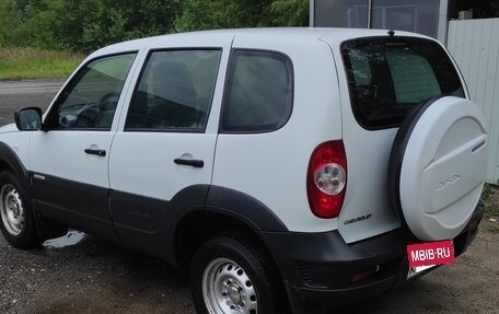 Chevrolet Niva I рестайлинг, 2016 год, 620 000 рублей, 3 фотография