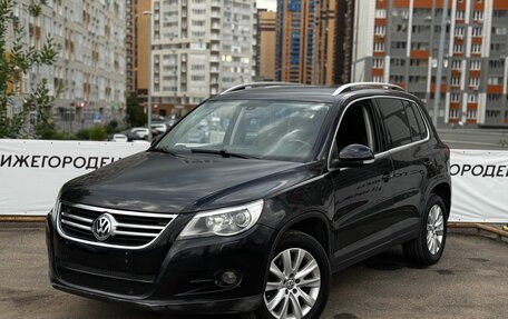Volkswagen Tiguan I, 2010 год, 949 000 рублей, 1 фотография
