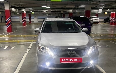 Toyota Camry, 2013 год, 1 650 000 рублей, 2 фотография