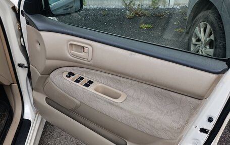 Toyota Vista V30, 1999 год, 490 000 рублей, 32 фотография