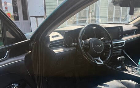 KIA K5, 2021 год, 2 500 000 рублей, 23 фотография